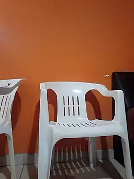 Snapshot of miicheele32 chatting on 02.08.25 miicheele32 online show from 02.08.25