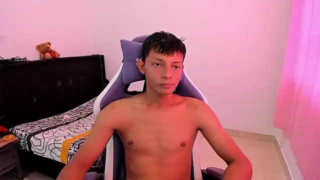 Annie Dani420 online show from 12.02.24