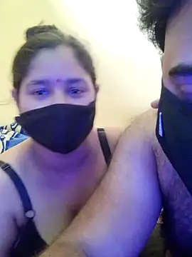 IND COUPLE1 online show from 05.02.26