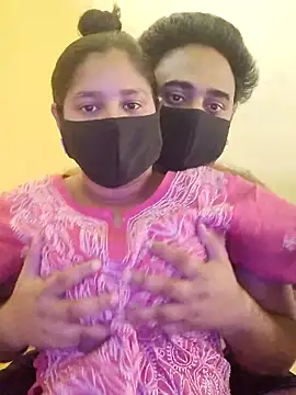 IND COUPLE1 online show from 05.06.26
