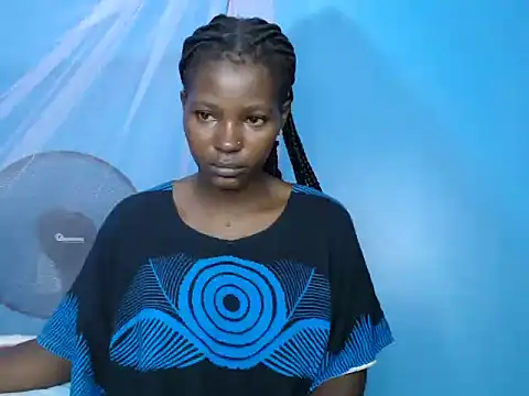 Snapshot of TrishaKalid chatting on 10.02.25 TrishaKalid online show from 10.02.25