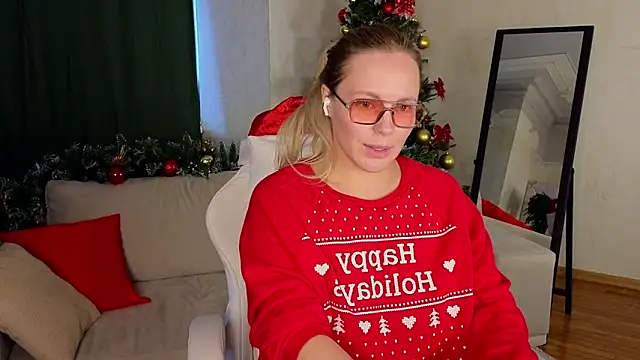 Charming Daphny online show from 12.23.24