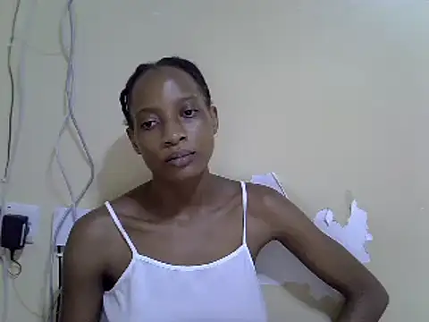 Snapshot of Iam_Rona chatting on 01.31.25 Iam Rona online show from 01.31.25