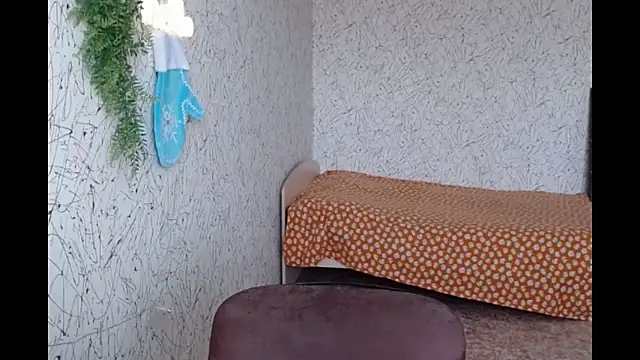 Snapshot of Athena_Richards chatting on 02.19.25 Athena Richards online show from 02.19.25