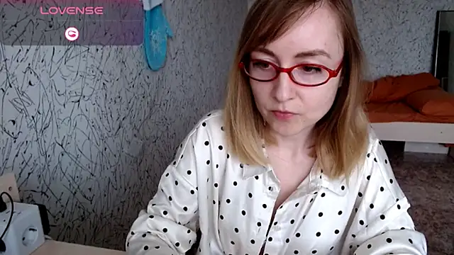 Snapshot of Athena_Richards chatting on 05.24.26 Athena Richards online show from 05.24.26
