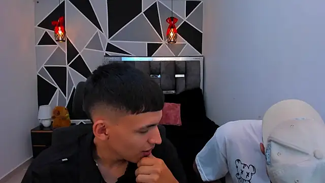 Snapshot of Juan_Nd_Steven chatting on 05.08.26 Juan Nd Steven online show from 05.08.26