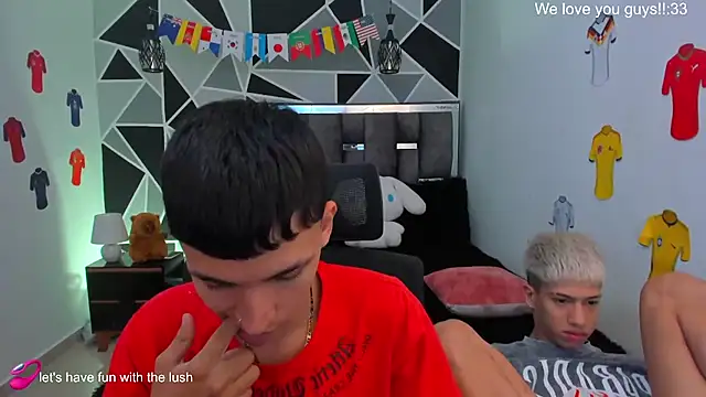 Snapshot of Juan_Nd_Steven chatting on 06.23.26 Juan Nd Steven online show from 06.23.26