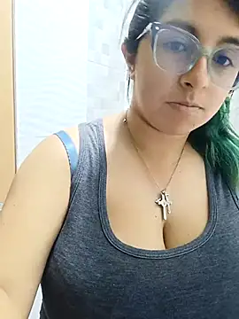  Angelinaandrade  online show from 09.18.25