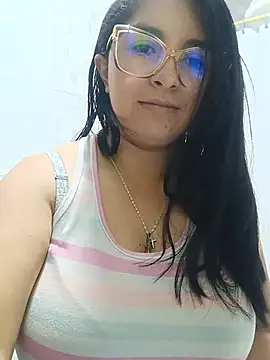 Snapshot of _Angelinaandrade_ chatting on 07.16.26 Angelinaandrade online show from 07.16.26