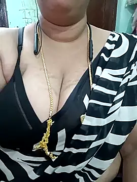 Snapshot of ashikaa_r chatting on 05.02.26 ashikaa r online show from 05.02.26
