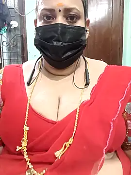 Snapshot of ashikaa_r chatting on 05.05.26 ashikaa r online show from 05.05.26