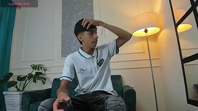 Lucian Davi online show from 12.29.24