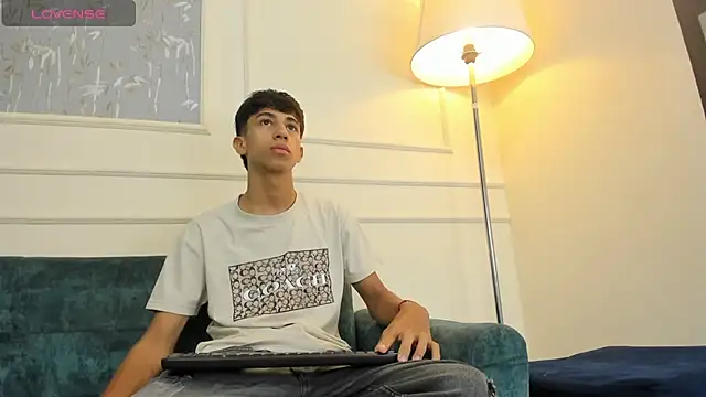 Lucian Davi online show from 01.18.25