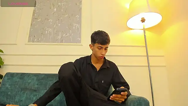 Lucian Davi online show from 01.30.25