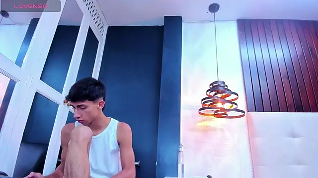 Lucian Davi online show from 02.07.25