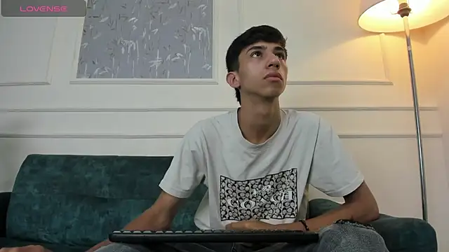 Lucian Davi online show from 03.04.25