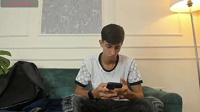 Lucian Davi online show from 03.18.25