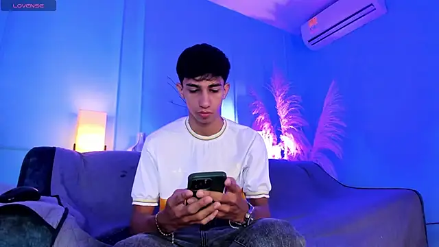 Lucian Davi online show from 09.09.25