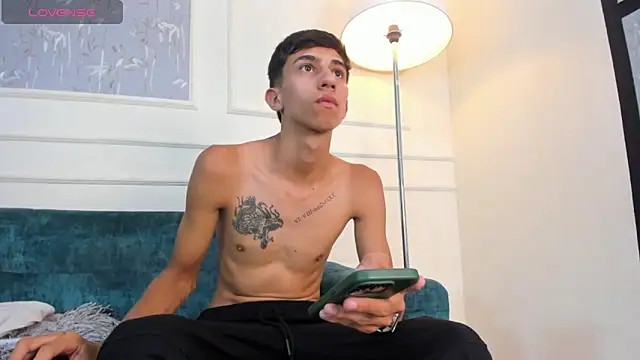 Lucian Davi online show from 09.22.25