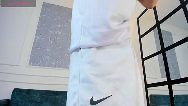 Lucian Davi online show from 09.24.25