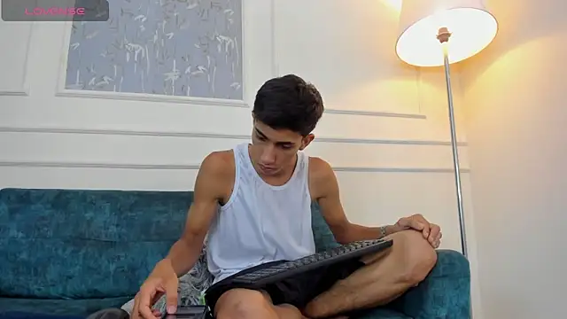 Lucian Davi online show from 09.27.25