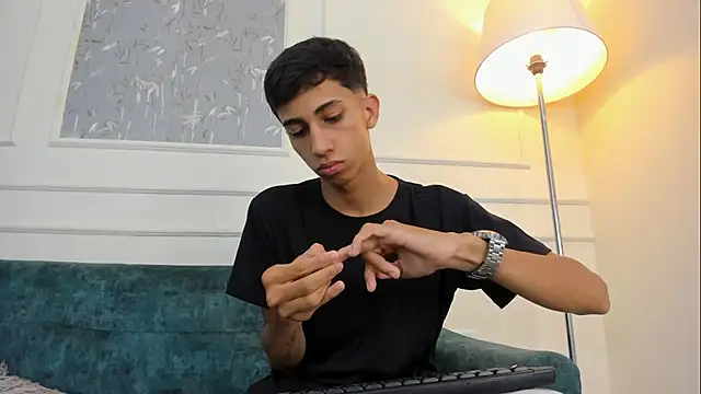 Lucian Davi online show from 10.01.25