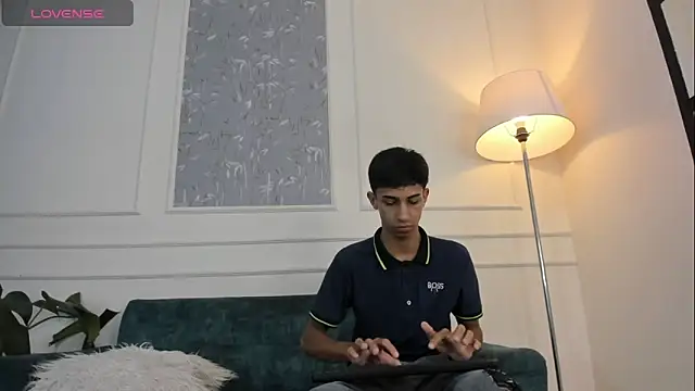 Lucian Davi online show from 10.10.25