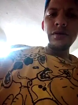 Snapshot of Alonsomadeira chatting on 06.18.26 Alonsomadeira online show from 06.18.26