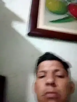 Snapshot of Alonsomadeira chatting on 06.18.26 Alonsomadeira online show from 06.18.26