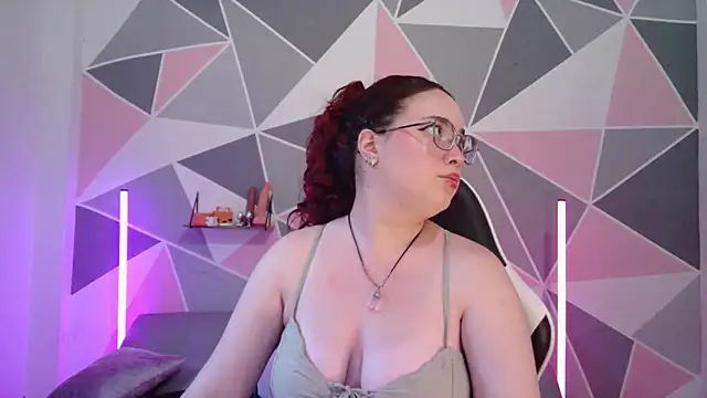 Snapshot of AndrewAnndCherry chatting on 06.19.26 AndrewAnndCherry online show from 06.19.26
