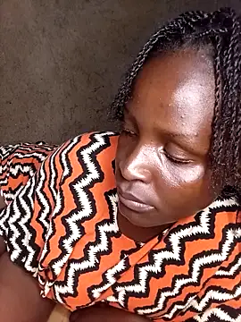 pretty prickle online show from 11.01.25