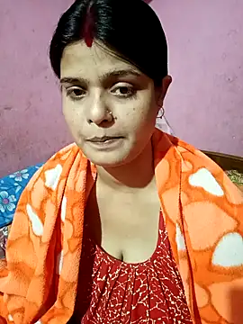 Snapshot of Hot_Pakhi chatting on 12.10.24 Hot Pakhi online show from 12.10.24