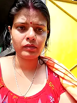 Snapshot of Hot_Pakhi chatting on 01.15.25 Hot Pakhi online show from 01.15.25