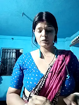 Snapshot of Hot_Pakhi chatting on 02.06.25 Hot Pakhi online show from 02.06.25