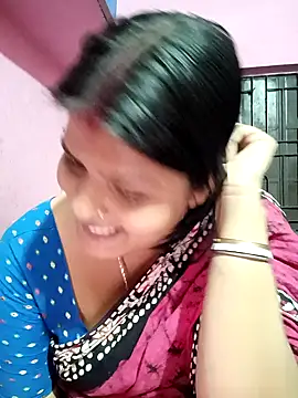 Snapshot of Hot_Pakhi chatting on 02.07.25 Hot Pakhi online show from 02.07.25