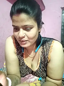 Snapshot of Hot_Pakhi chatting on 02.16.25 Hot Pakhi online show from 02.16.25