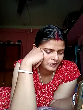 Snapshot of Hot_Pakhi chatting on 02.17.25 Hot Pakhi online show from 02.17.25