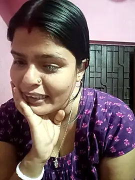 Snapshot of Hot_Pakhi chatting on 02.19.25 Hot Pakhi online show from 02.19.25