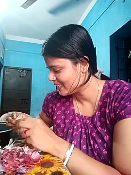 Snapshot of Hot_Pakhi chatting on 02.24.25 Hot Pakhi online show from 02.24.25