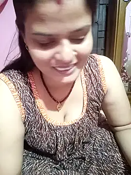 Snapshot of Hot_Pakhi chatting on 03.16.25 Hot Pakhi online show from 03.16.25
