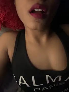 Snapshot of Hot_Goldengirl chatting on 09.14.25 Hot Goldengirl online show from 09.14.25