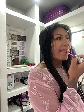 Snapshot of luisa16xxx chatting on 03.15.25 luisa16xxx online show from 03.15.25