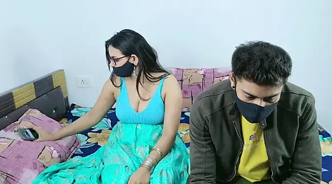 Snapshot of RupaliDixit chatting on 01.04.25 RupaliDixit online show from 01.04.25