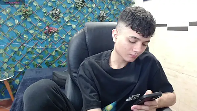 Waturox online show from 01.24.25