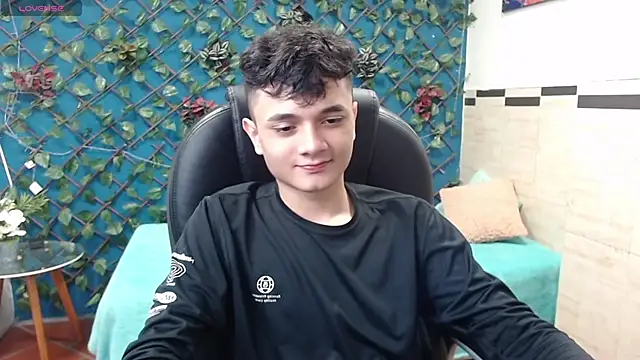 Waturox online show from 03.14.25