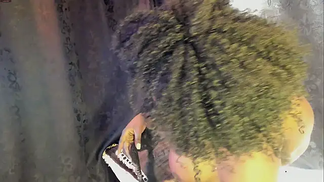 MiaKnox online show from 02.03.26