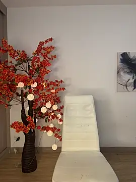 VictoriaHiill online show from 02.23.26