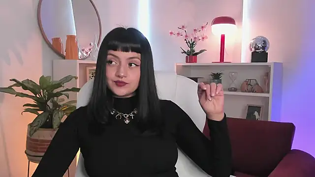 Snapshot of nahiapaws chatting on 02.21.26 nahiapaws online show from 02.21.26