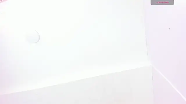 DaphneLloyd online show from 12.07.24