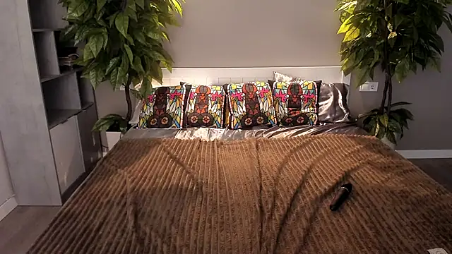 PamelaXX  online show from 11.16.25